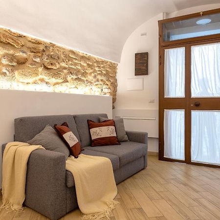 Dentro Le Mura Alghero Bagian luar foto